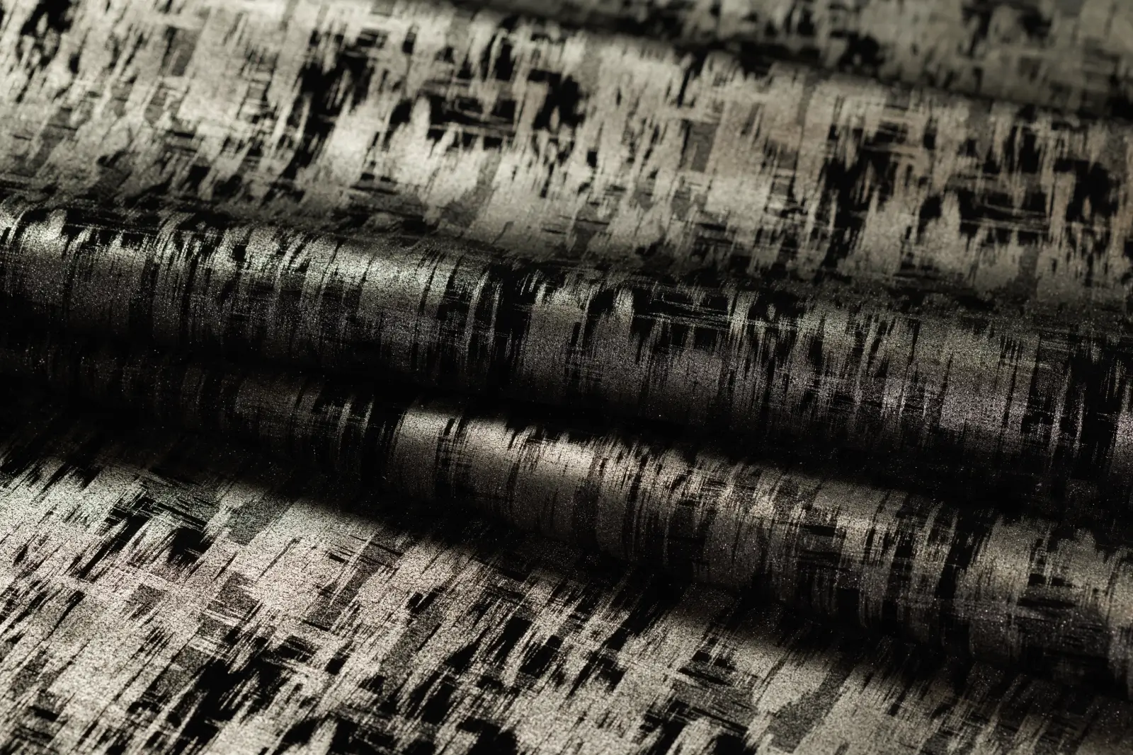 Mystical Mirage Platinum Black